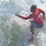 Legado de surfistas salvadoreños: talento local y protección de olas