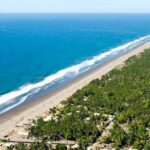 Playas de El Salvador: olas suaves para principiantes